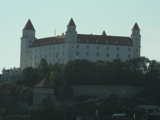 Bratislava_14_Chateau.jpg