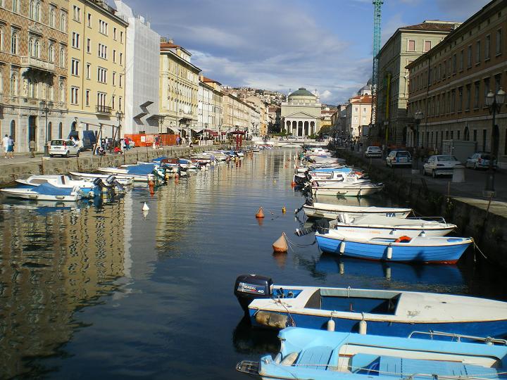 dan16-Trieste_canal.jpg